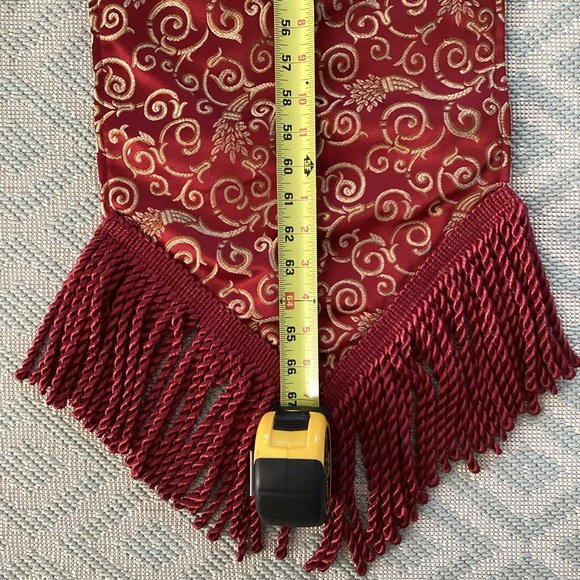 Fringed Table Runner - Picture 8 of 11